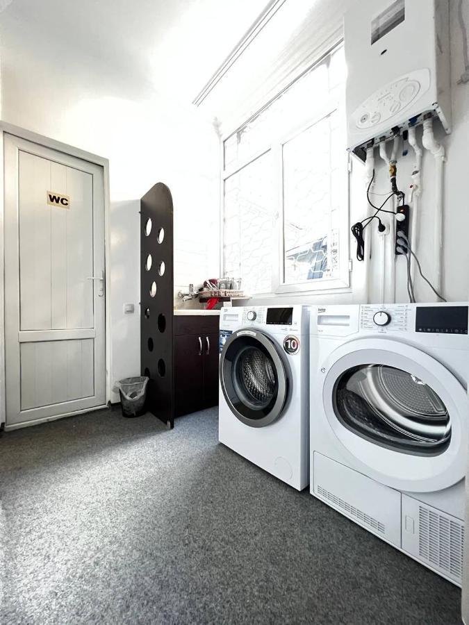 "Modeli" Hostel Тбилиси Экстерьер фото