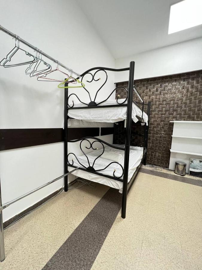 "Modeli" Hostel Тбилиси Экстерьер фото