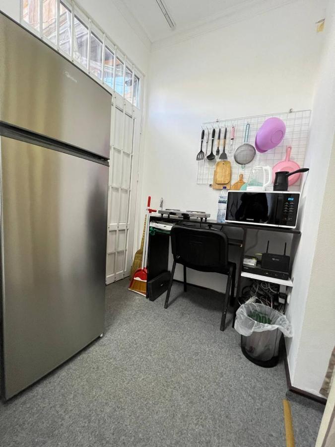 "Modeli" Hostel Тбилиси Экстерьер фото