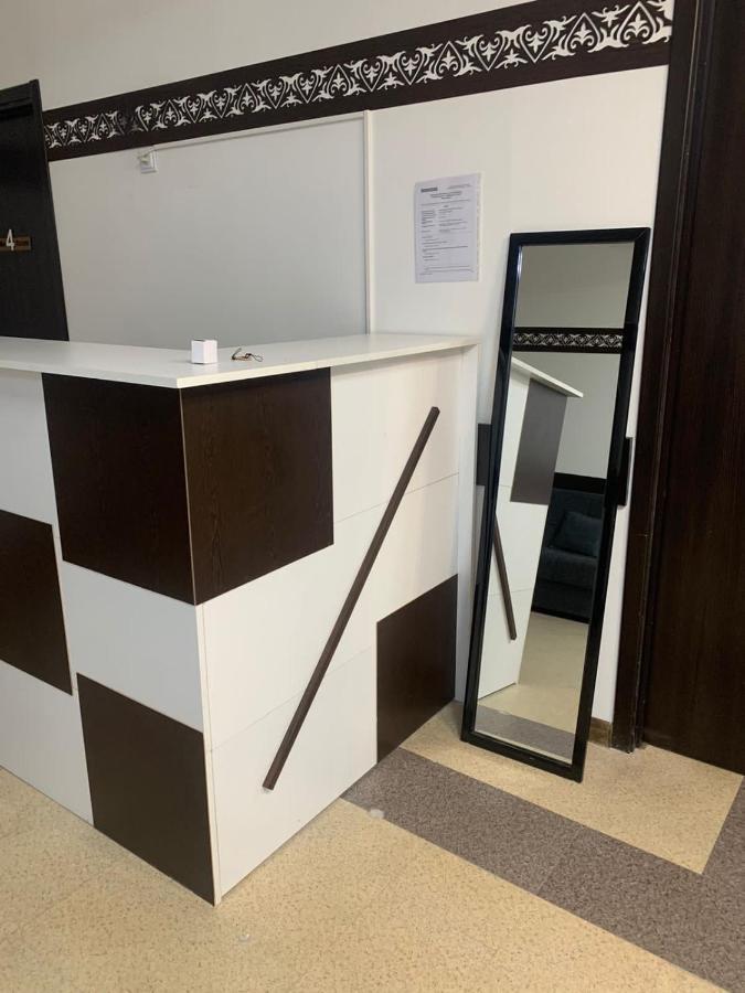 "Modeli" Hostel Тбилиси Экстерьер фото