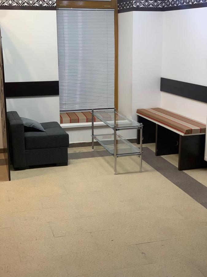 "Modeli" Hostel Тбилиси Экстерьер фото
